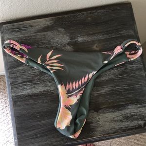 Roxy bikini bottoms